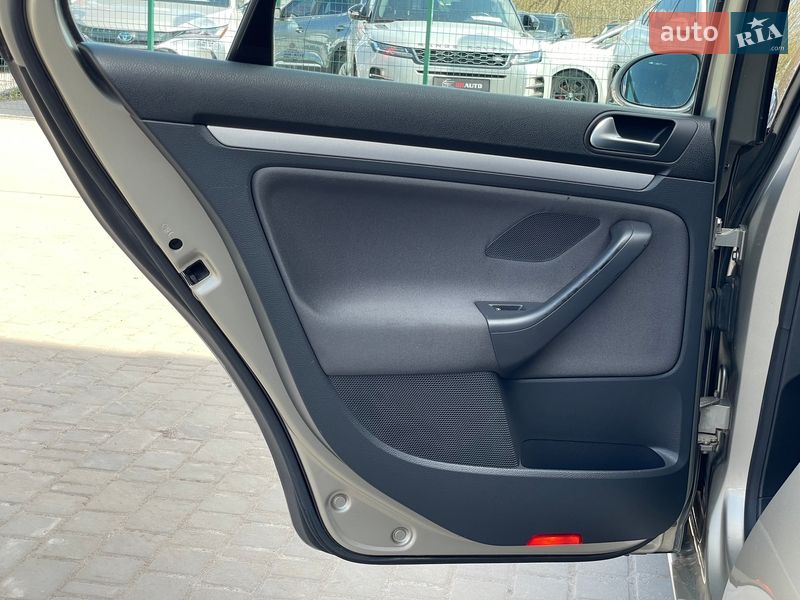 Седан Volkswagen Jetta 2005 в Бердичеве