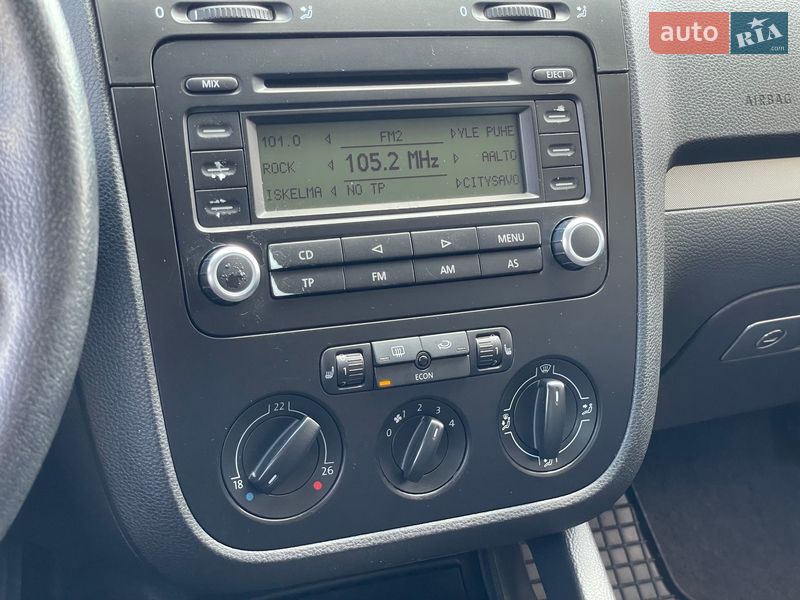 Седан Volkswagen Jetta 2005 в Бердичеве