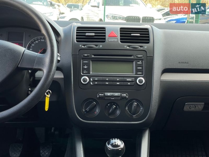 Седан Volkswagen Jetta 2005 в Бердичеве