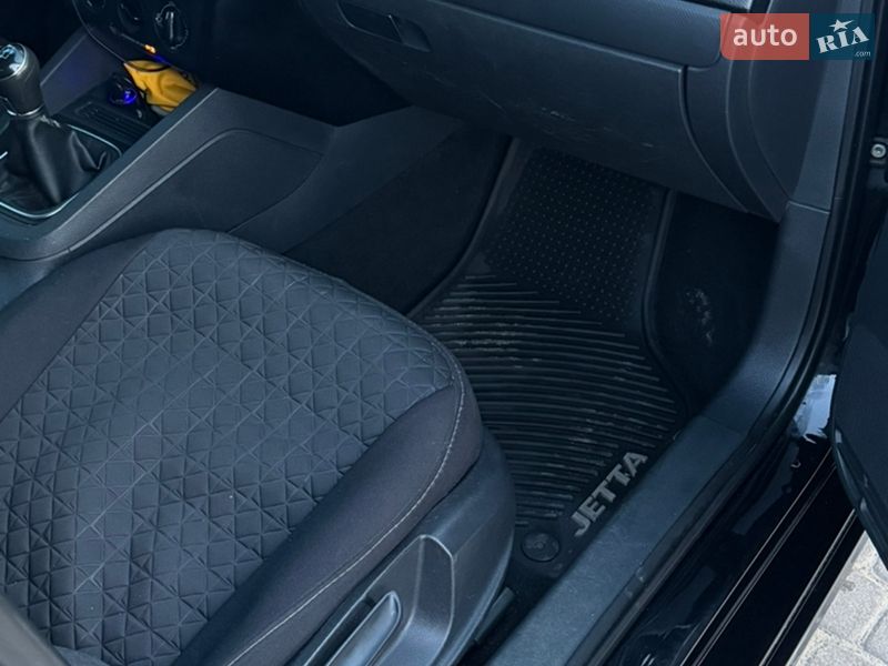 Седан Volkswagen Jetta 2014 в Киеве