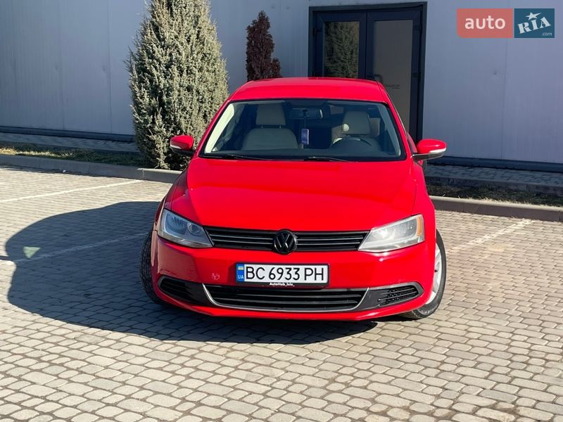 Седан Volkswagen Jetta 2012 в Ивано-Франковске