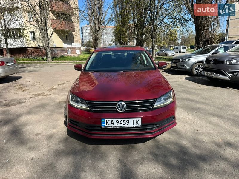 Седан Volkswagen Jetta 2016 в Киеве