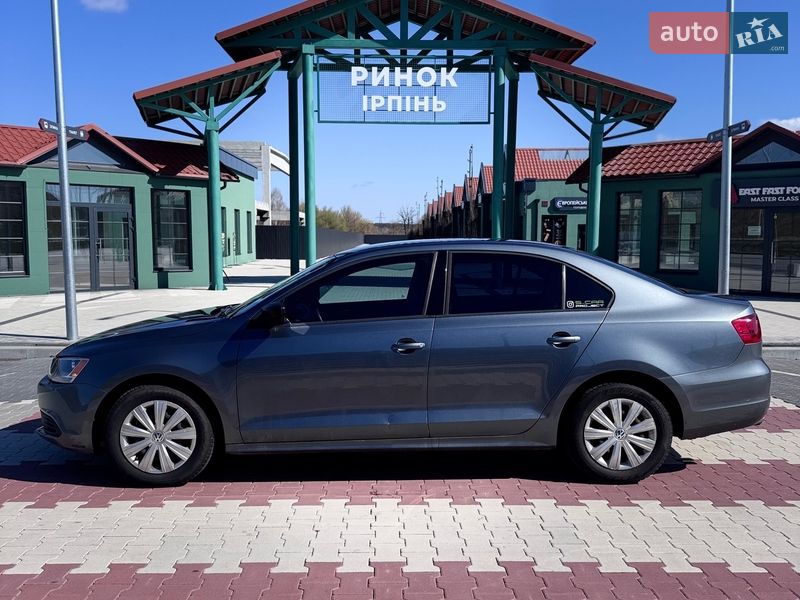 Седан Volkswagen Jetta 2011 в Ирпене
