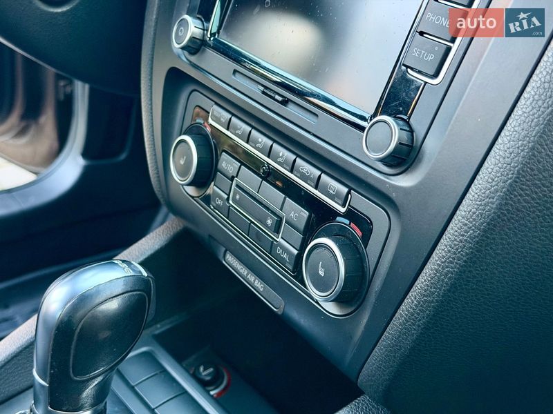 Седан Volkswagen Jetta 2011 в Одессе