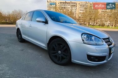 Седан Volkswagen Jetta 2009 в Киеве