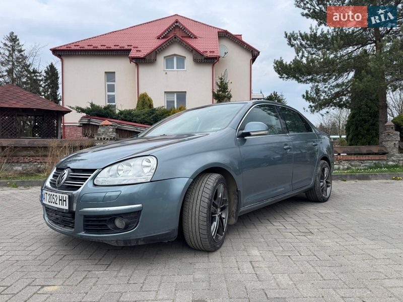 Седан Volkswagen Jetta 2005 в Долине