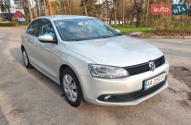 Седан Volkswagen Jetta 2011 в Киеве