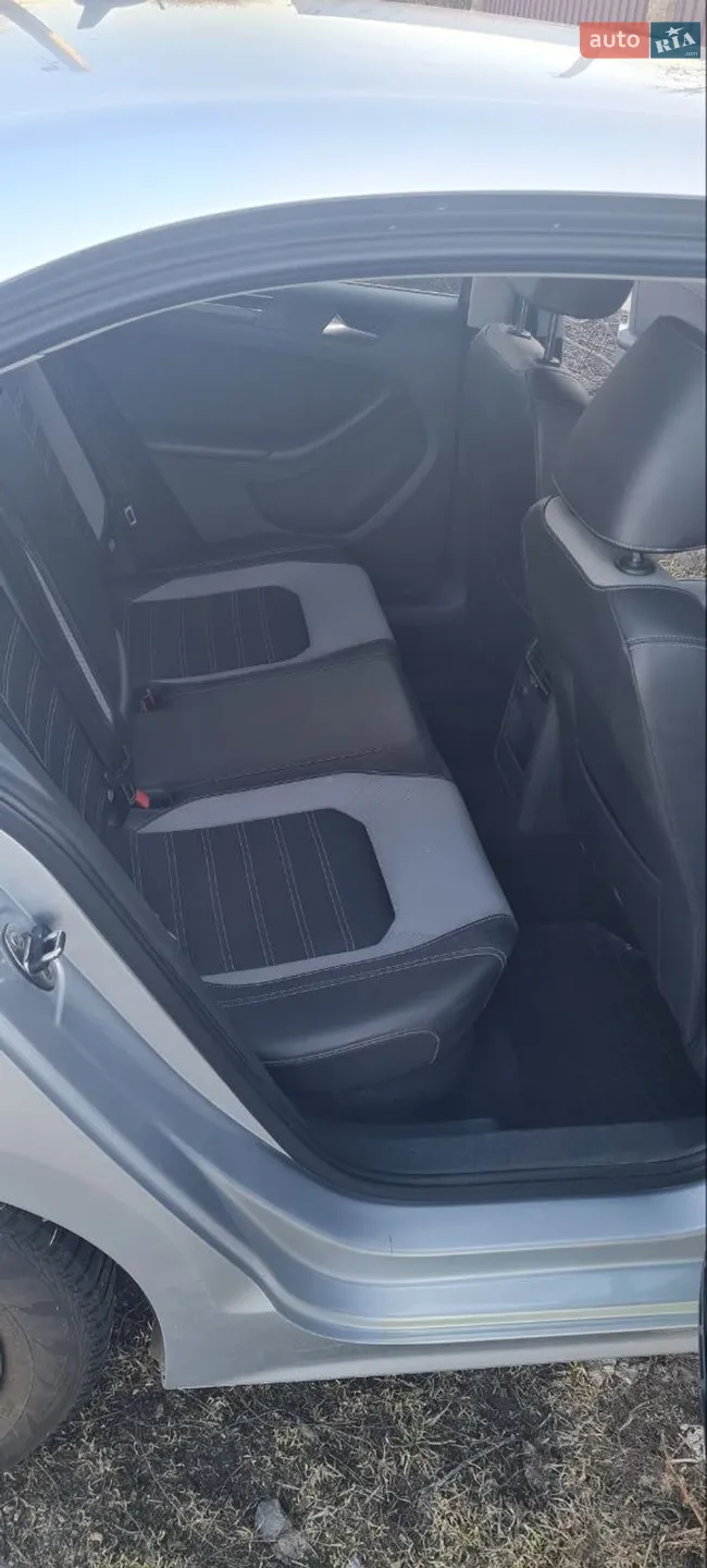 2016 Volkswagen Jetta - мініатюра 11