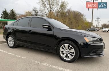 Седан Volkswagen Jetta 2015 в Дніпрі