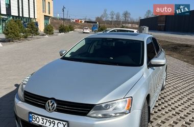 Седан Volkswagen Jetta 2011 в Хмельницькому
