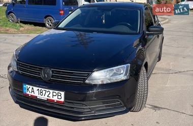 Седан Volkswagen Jetta 2015 в Києві