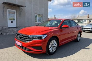 Седан Volkswagen Jetta 2018 в Луцьку