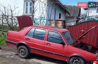 Седан Volkswagen Jetta 1985 в Тернополе