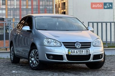 Седан Volkswagen Jetta 2008 в Днепре