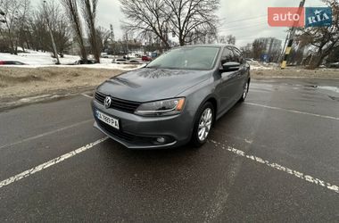 Седан Volkswagen Jetta 2012 в Києві