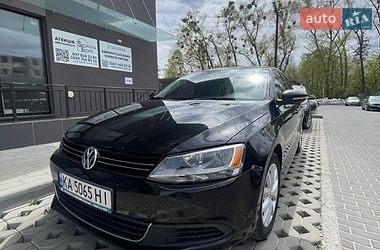 Седан Volkswagen Jetta 2012 в Києві
