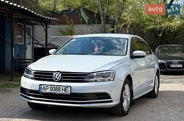Седан Volkswagen Jetta 2017 в Запорожье
