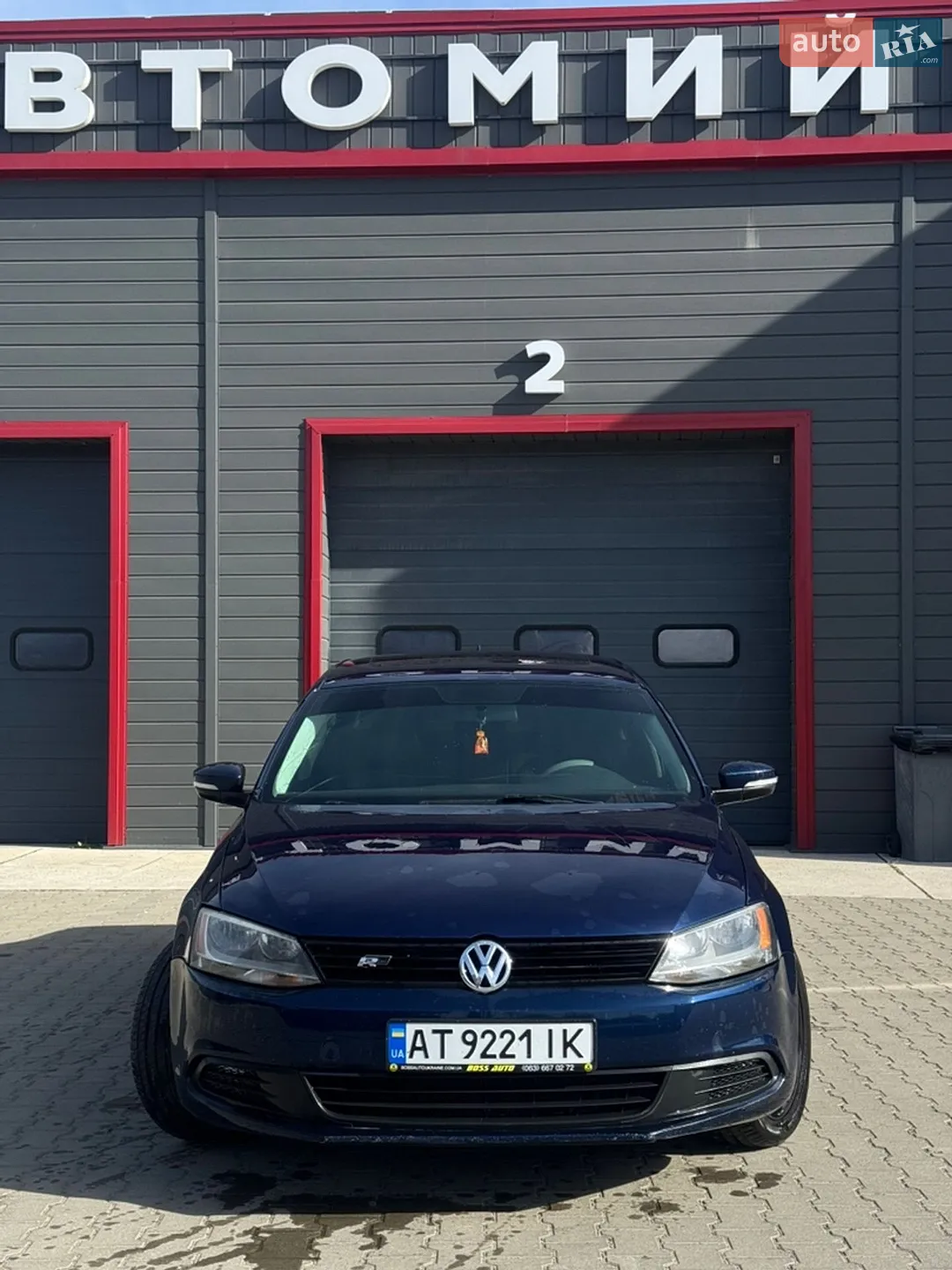 2010 Volkswagen Jetta - мініатюра 2