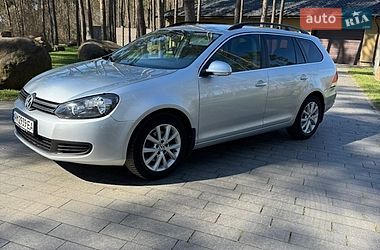 Универсал Volkswagen Jetta 2012 в Житомире