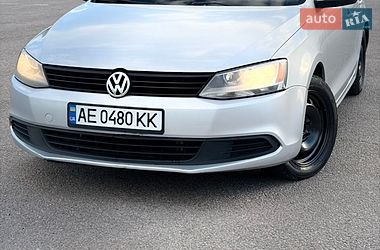 Седан Volkswagen Jetta 2012 в Днепре