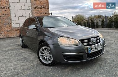 Седан Volkswagen Jetta 2005 в Хмельницькому