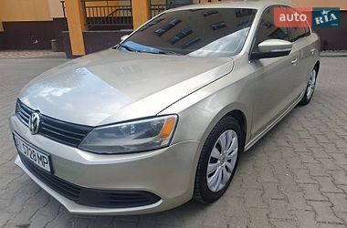 Седан Volkswagen Jetta 2012 в Києві