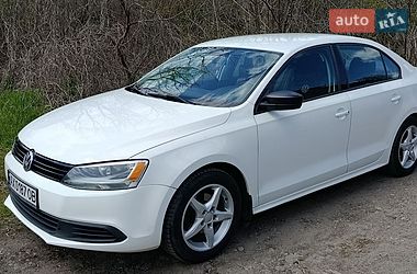 Седан Volkswagen Jetta 2013 в Харкові