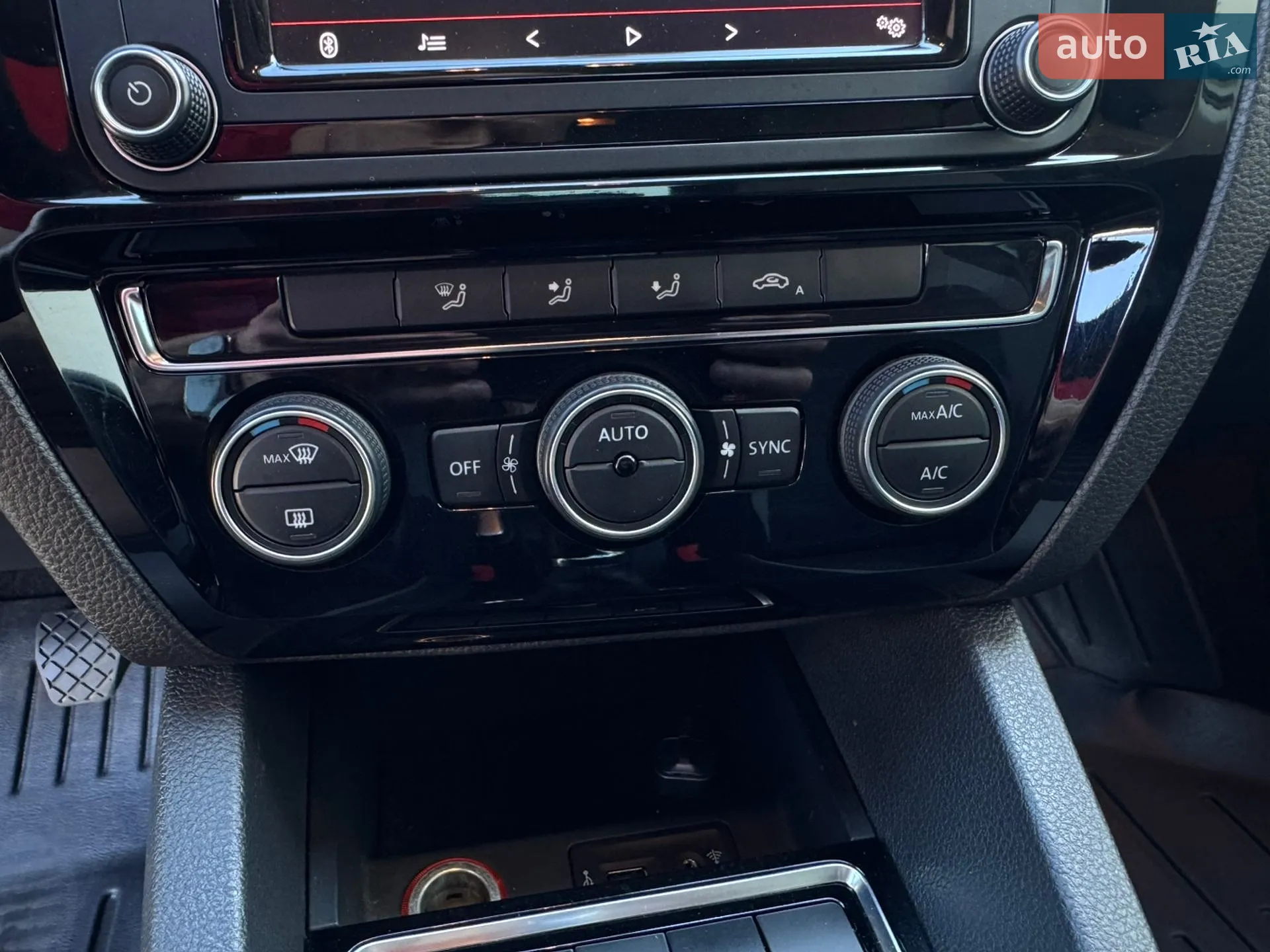 2016 Volkswagen Jetta - мініатюра 37