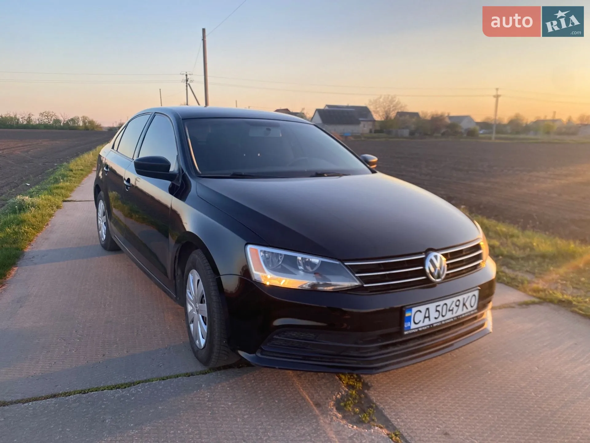 2015 Volkswagen Jetta - фото 1