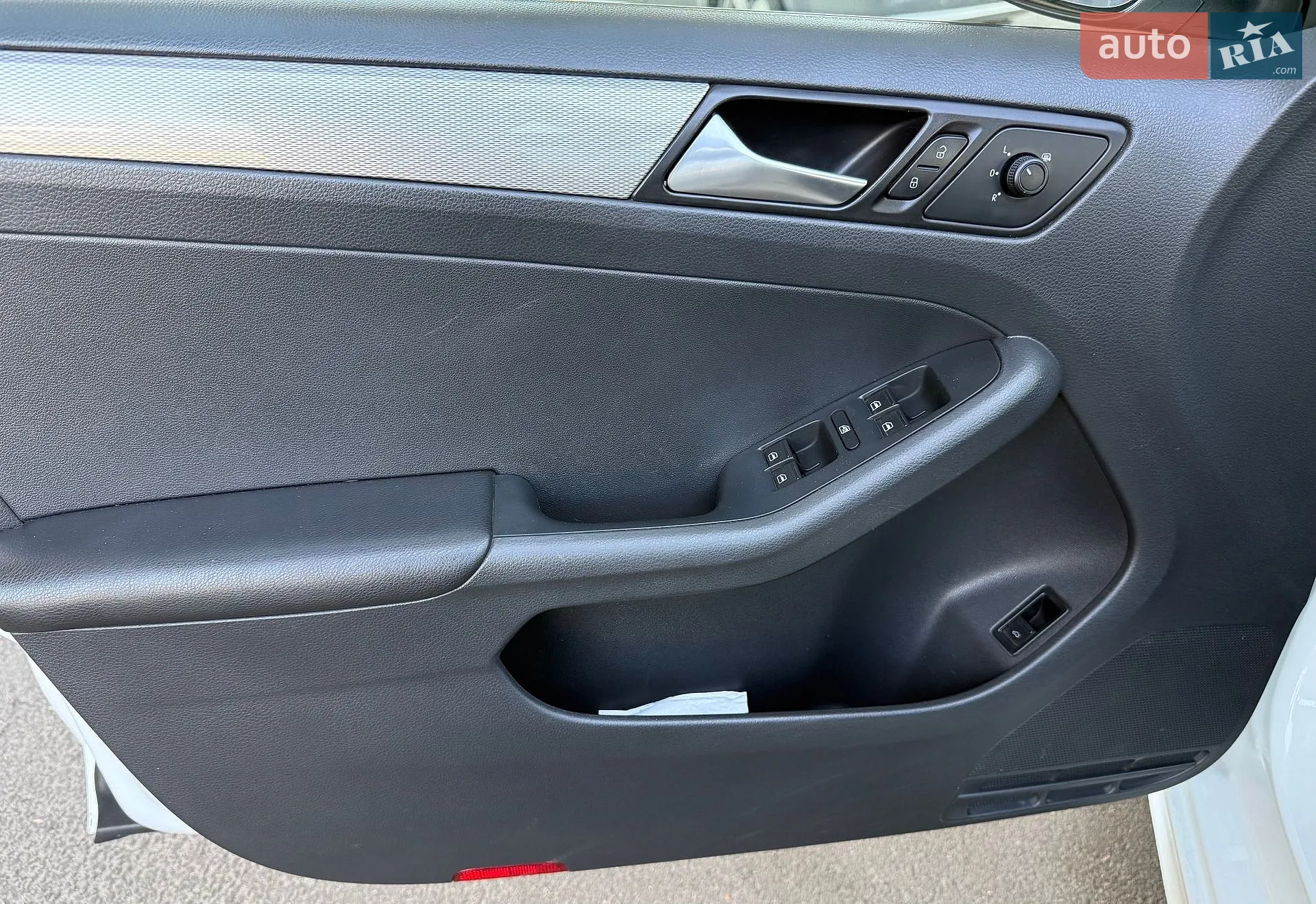 2016 Volkswagen Jetta - мініатюра 33
