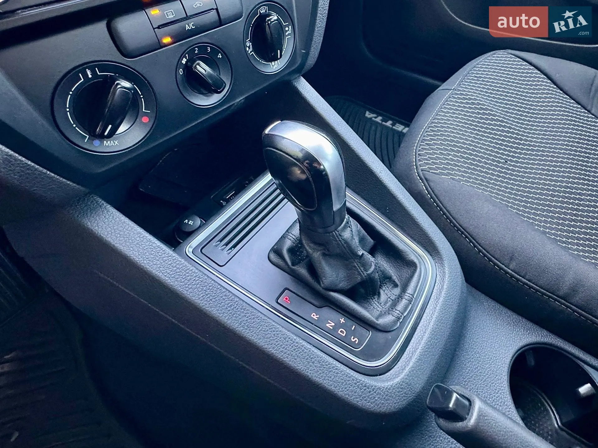 2015 Volkswagen Jetta - мініатюра 15