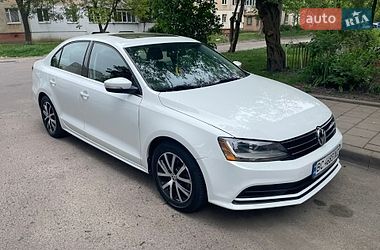 Седан Volkswagen Jetta 2017 в Львове