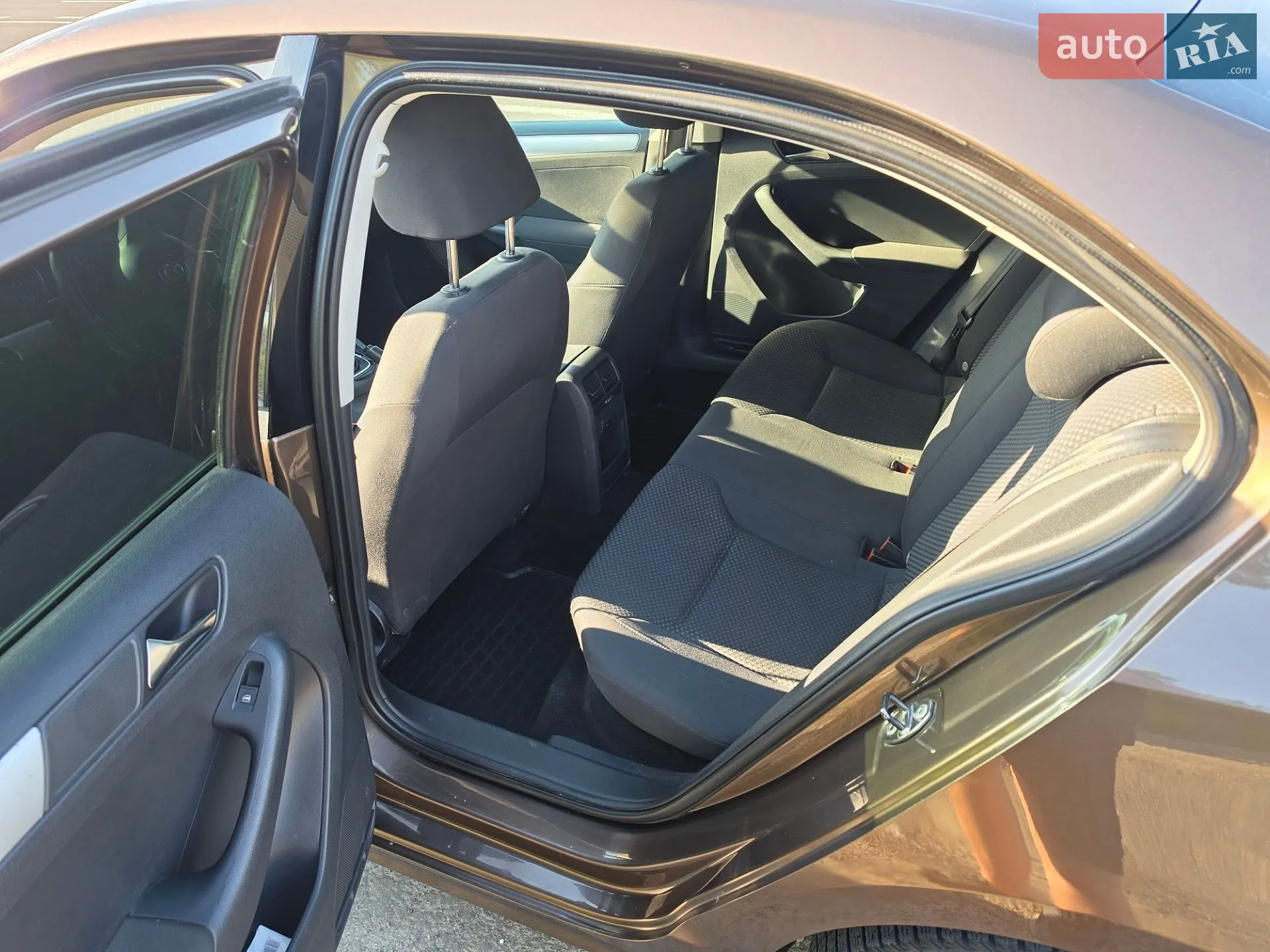 2011 Volkswagen Jetta - мініатюра 16