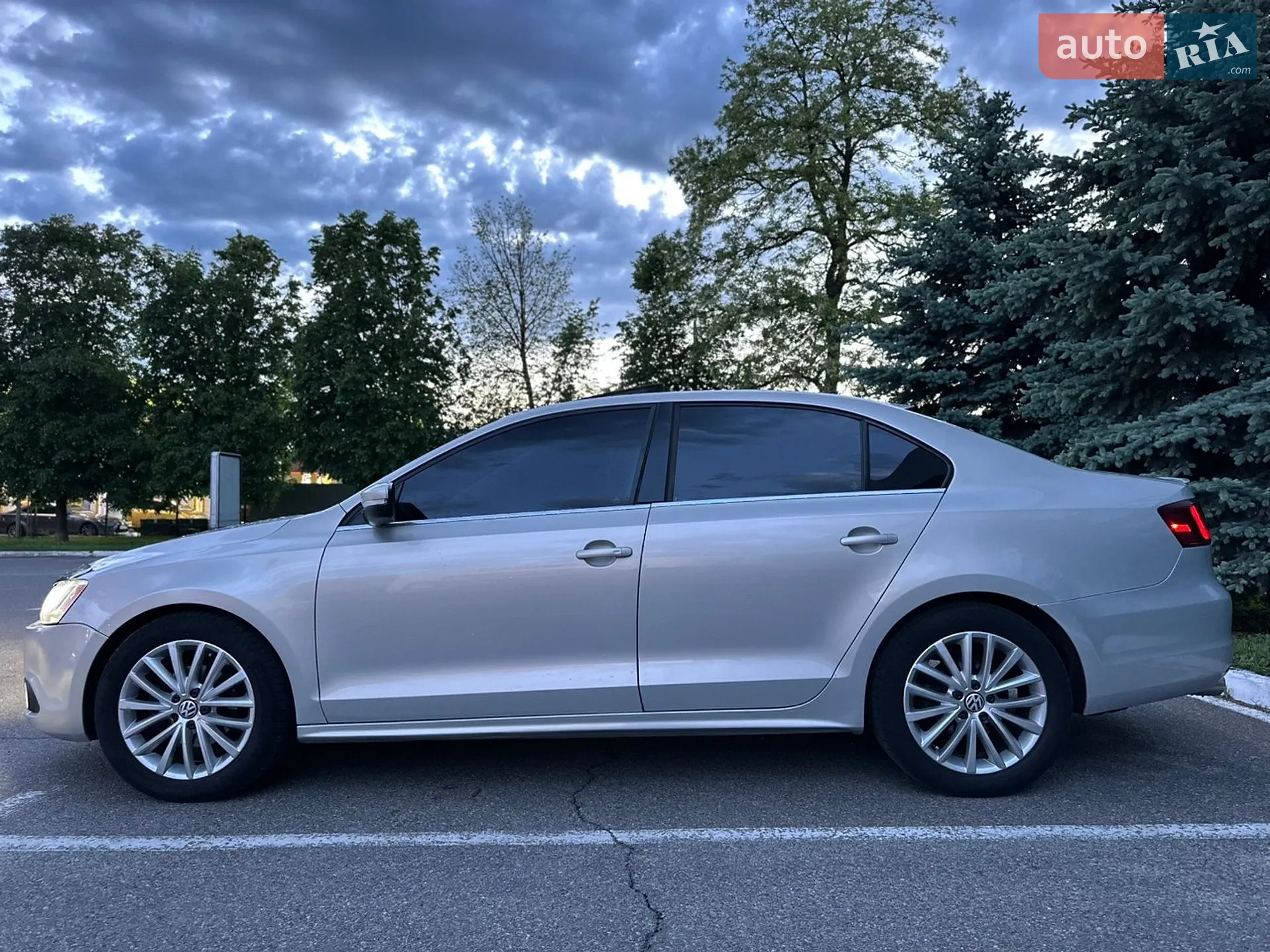 2010 Volkswagen Jetta - мініатюра 3