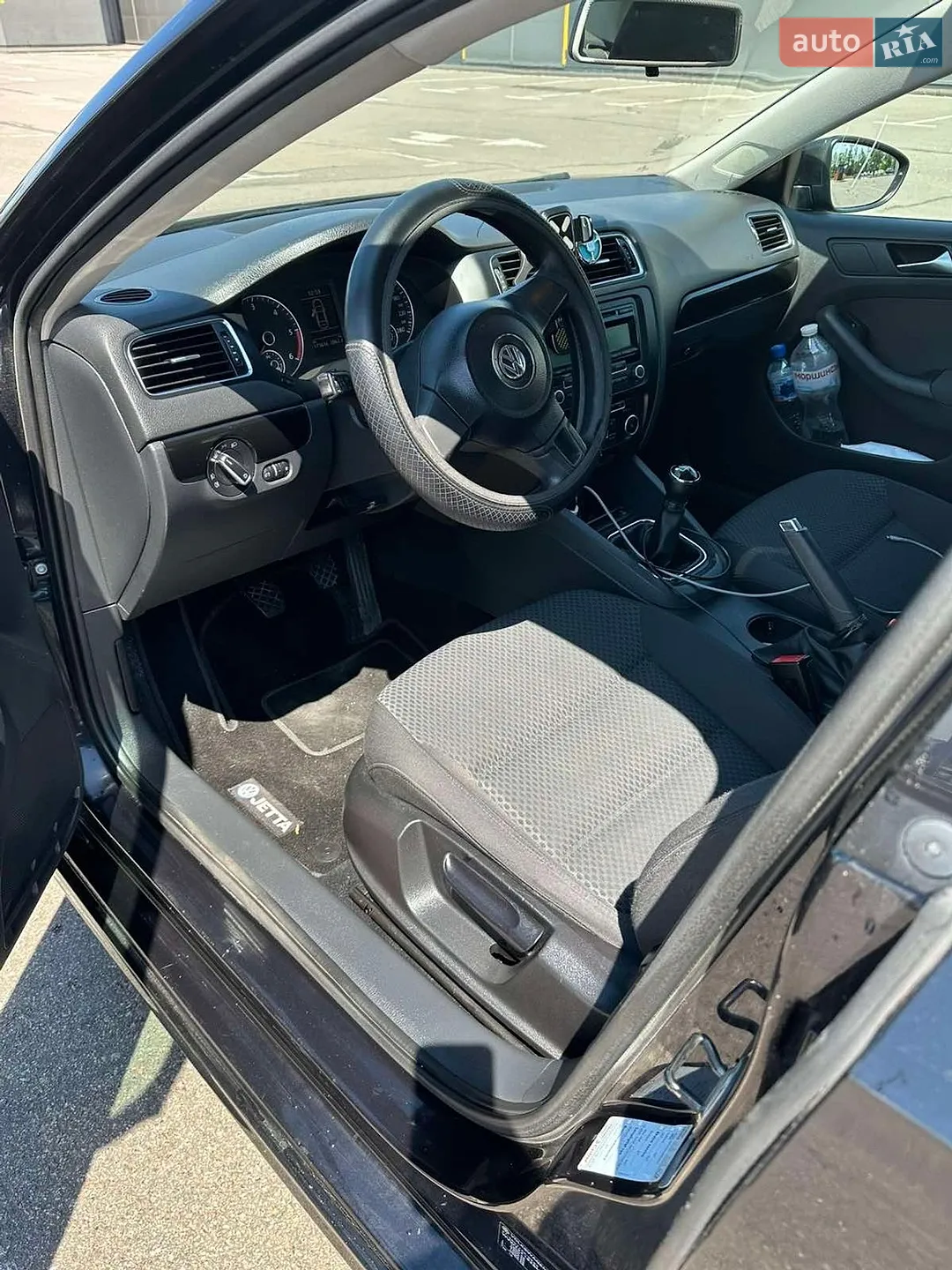 2011 Volkswagen Jetta - мініатюра 2