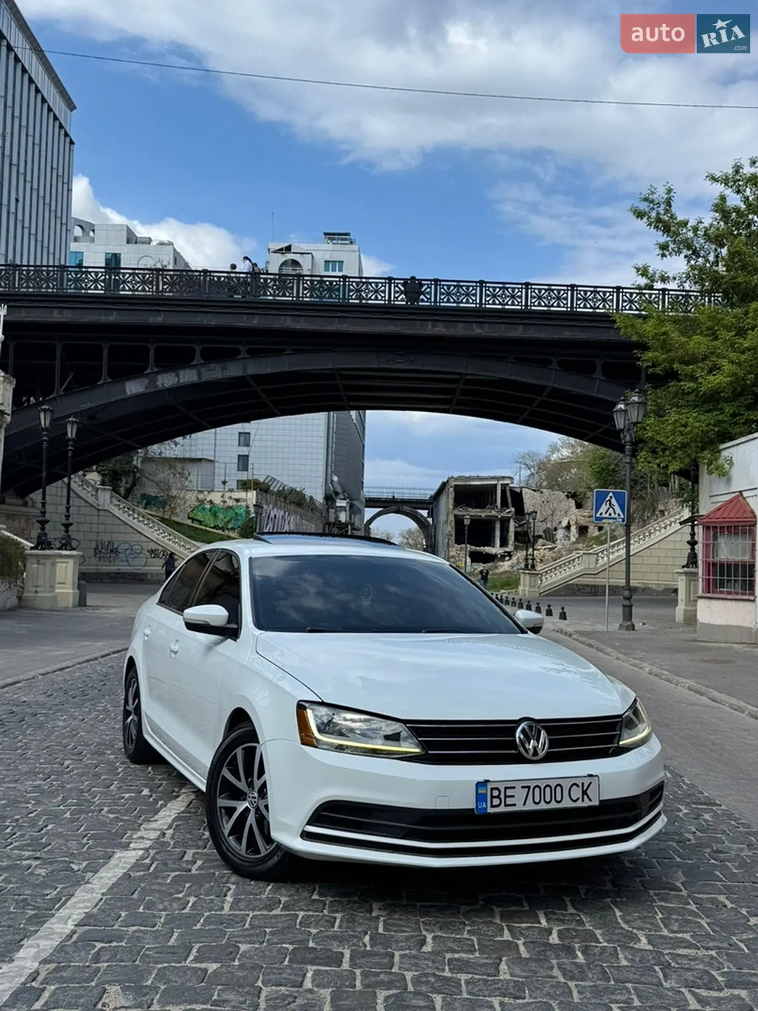 2017 Volkswagen Jetta - фото 1