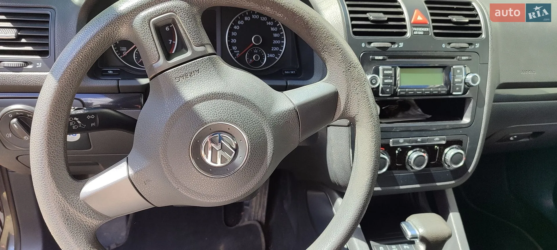 2010 Volkswagen Jetta - мініатюра 12