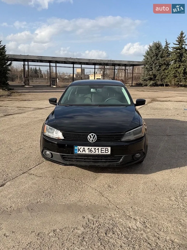 2010 Volkswagen Jetta - мініатюра 10