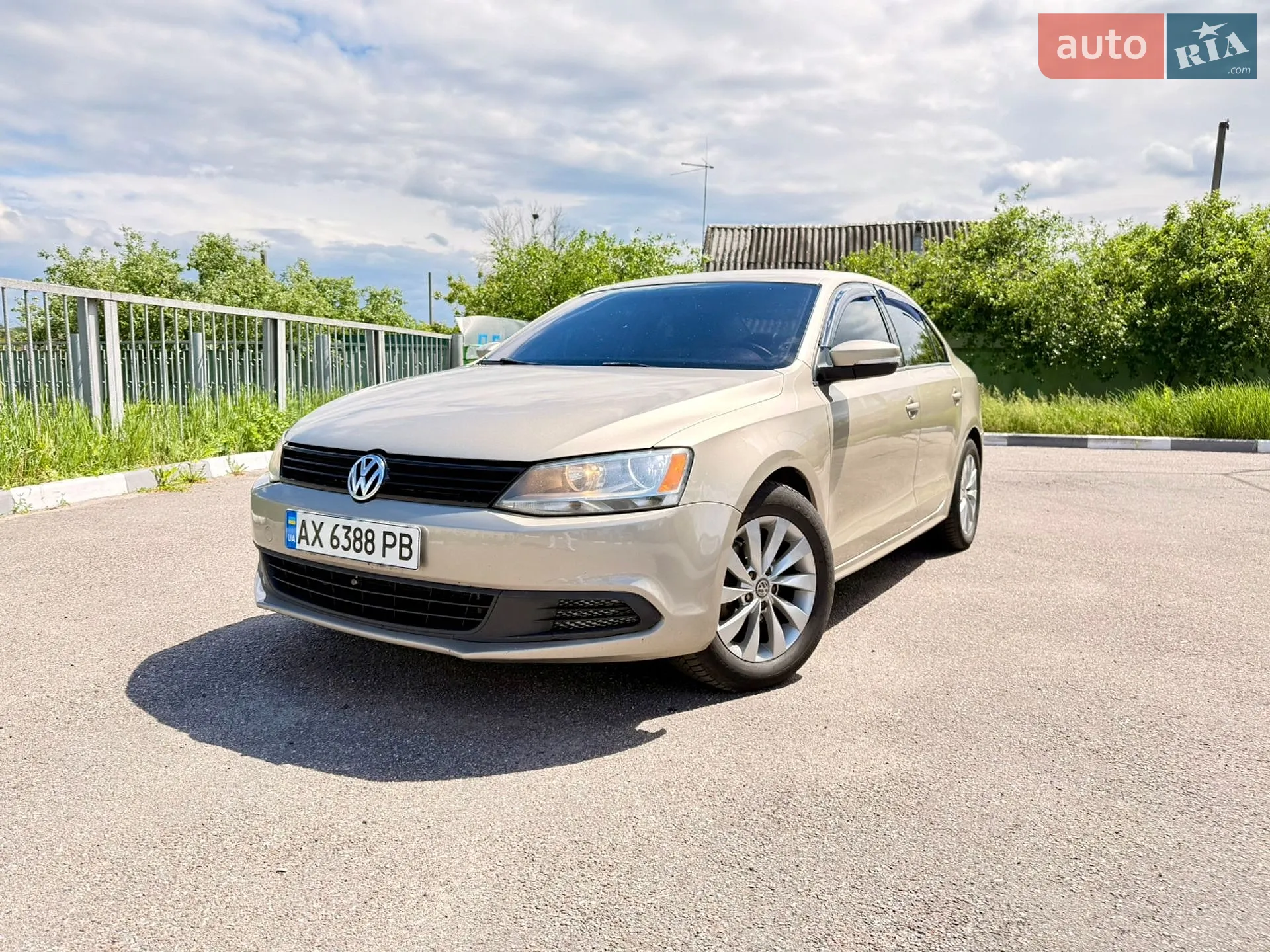 2014 Volkswagen Jetta - фото 1