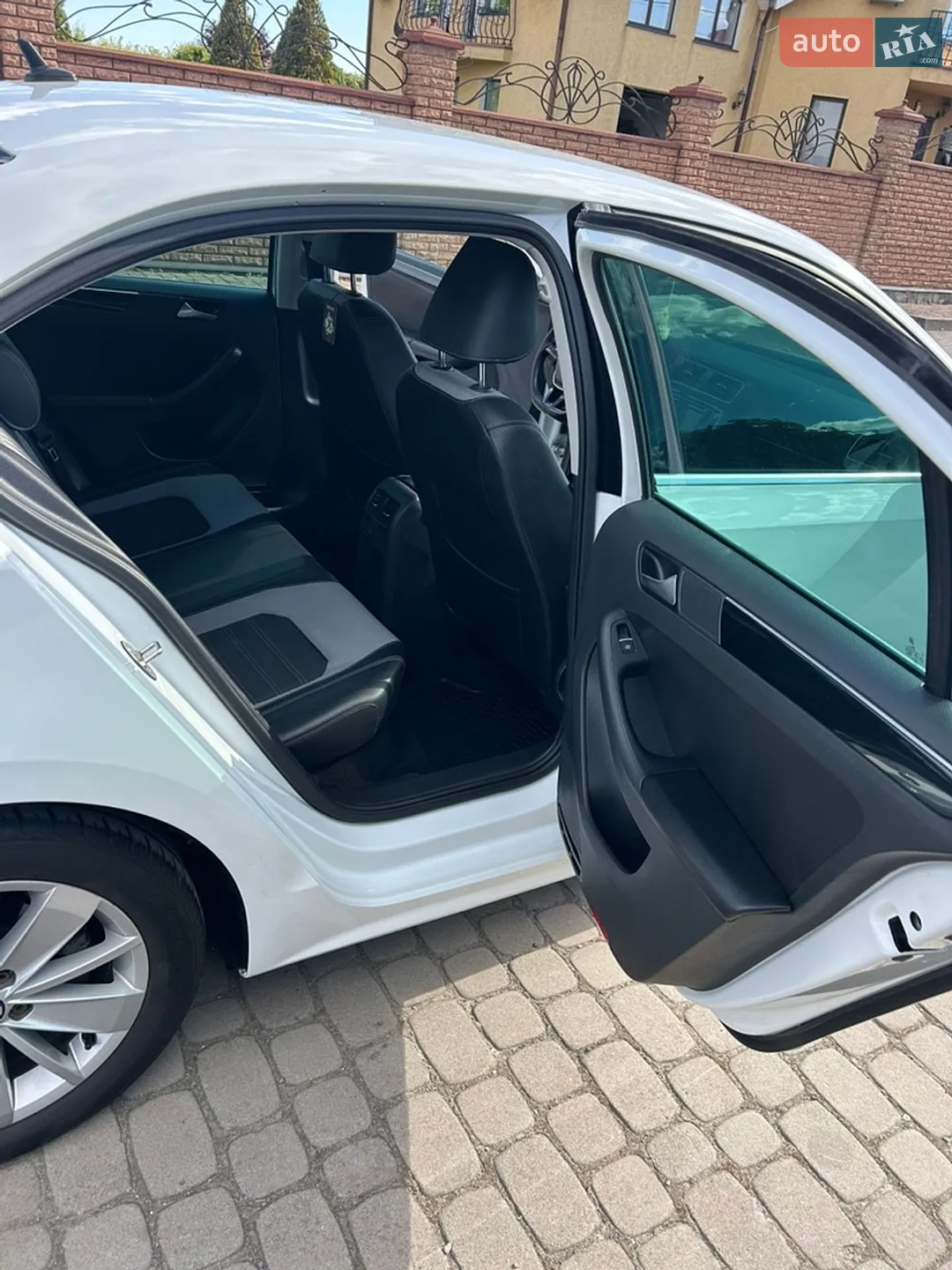 2016 Volkswagen Jetta - мініатюра 9