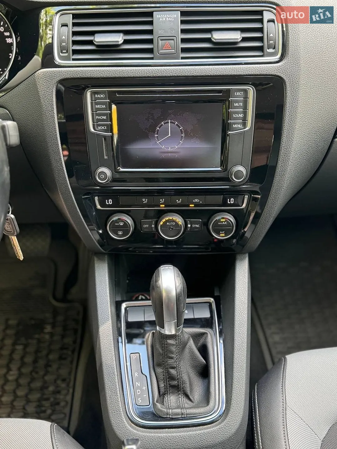 2016 Volkswagen Jetta - мініатюра 23