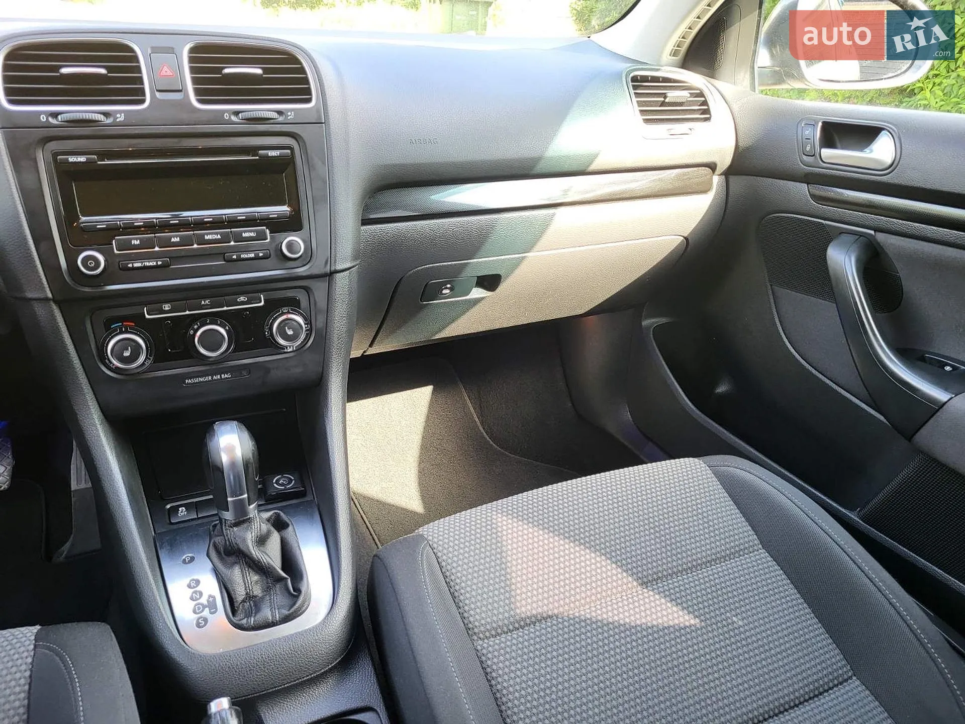 2012 Volkswagen Jetta - мініатюра 16