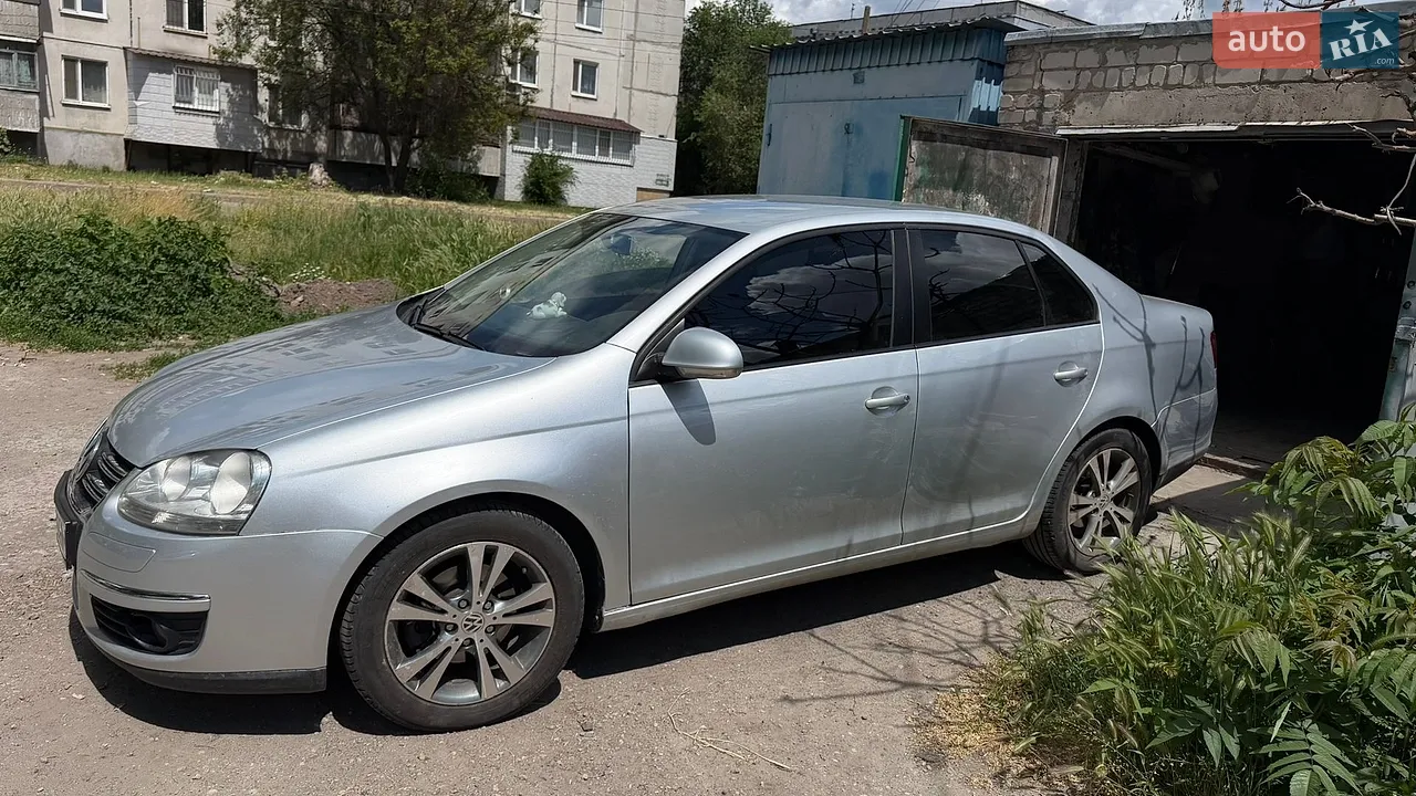 2010 Volkswagen Jetta - мініатюра 12