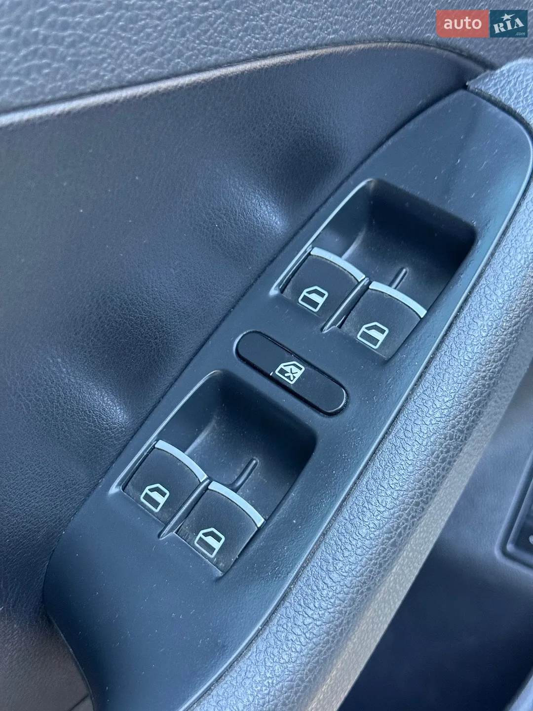 2012 Volkswagen Jetta - мініатюра 20