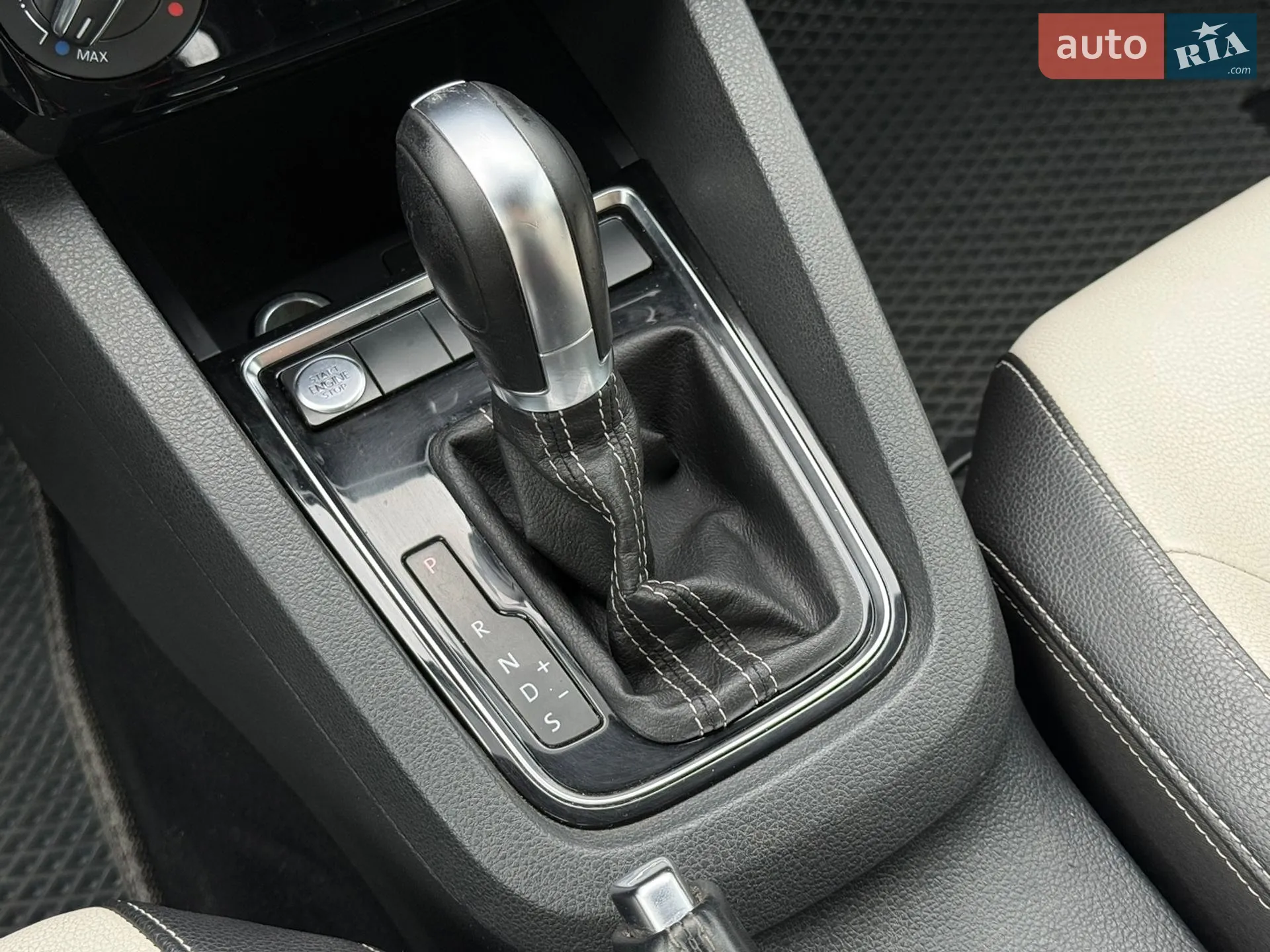 2015 Volkswagen Jetta - мініатюра 24