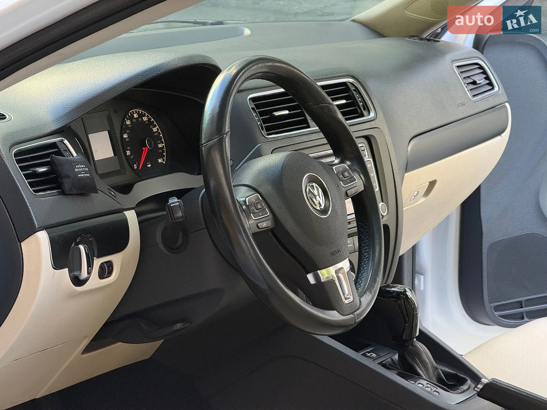 2012 Volkswagen Jetta - мініатюра 28