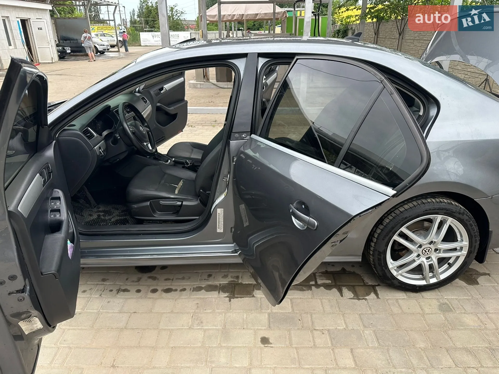 2010 Volkswagen Jetta - мініатюра 2