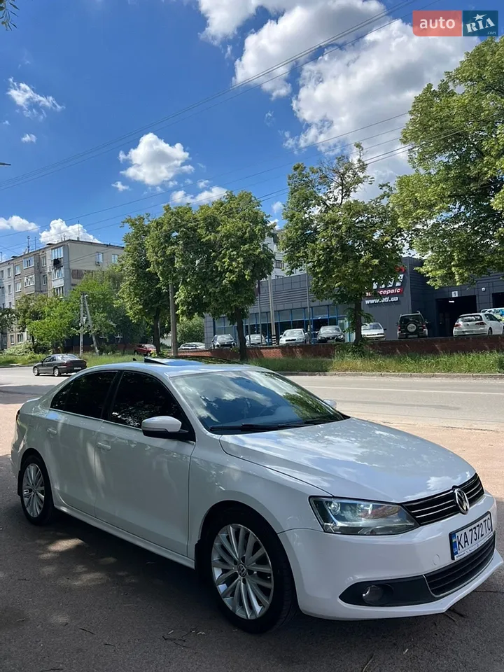 2011 Volkswagen Jetta - мініатюра 20