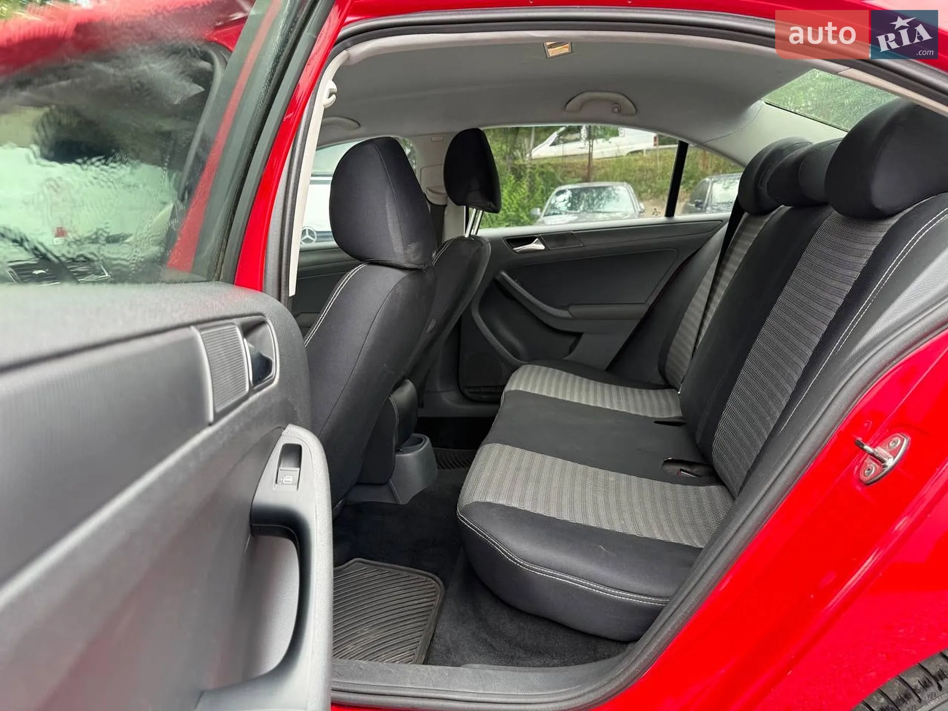 2011 Volkswagen Jetta - мініатюра 11