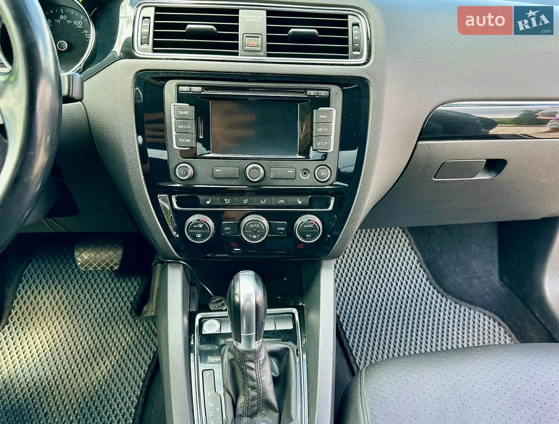 2015 Volkswagen Jetta - мініатюра 45